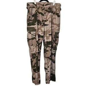 Cabela's Microtex Outfitter Camo 34 regular Hunting Pants Camoflauge  Outdoor
